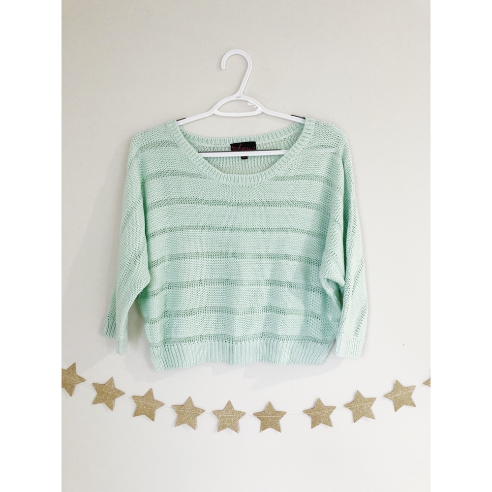 Sweater crop top